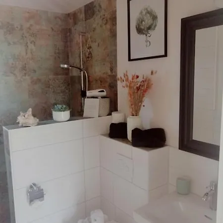 Gemuetliche Ferienwohnung Oase 22 Кюлунгсборн Экстерьер фото